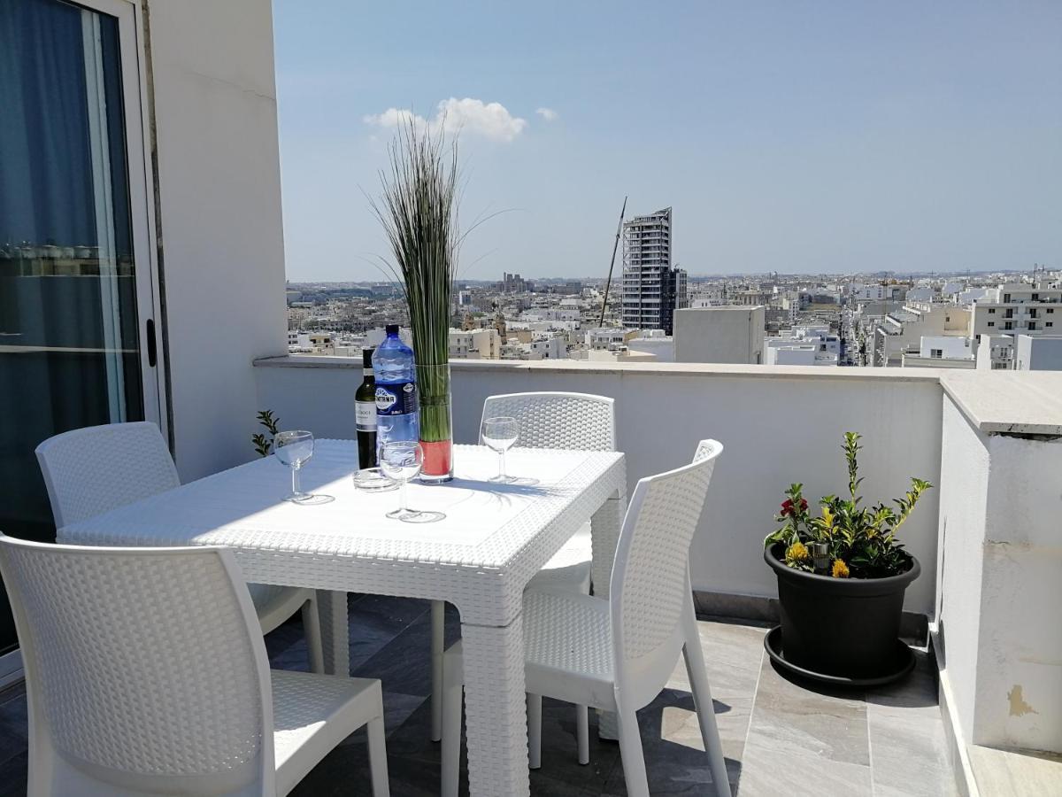 Wonderful Apartments With Shared Jacuzzi And Panorama Rooftop Gzira Exterior foto